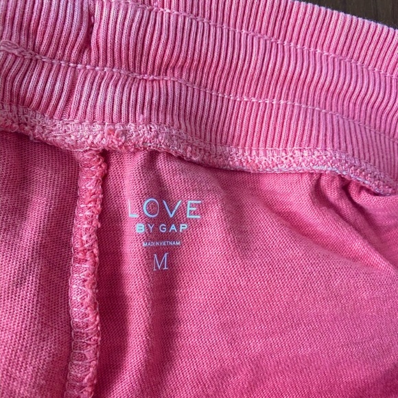 Gap Shorts - Picture 5 of 5